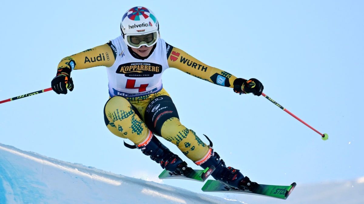 Comeback-nach-Ma-Skicrosserin-Maier-mit-Podest-Double