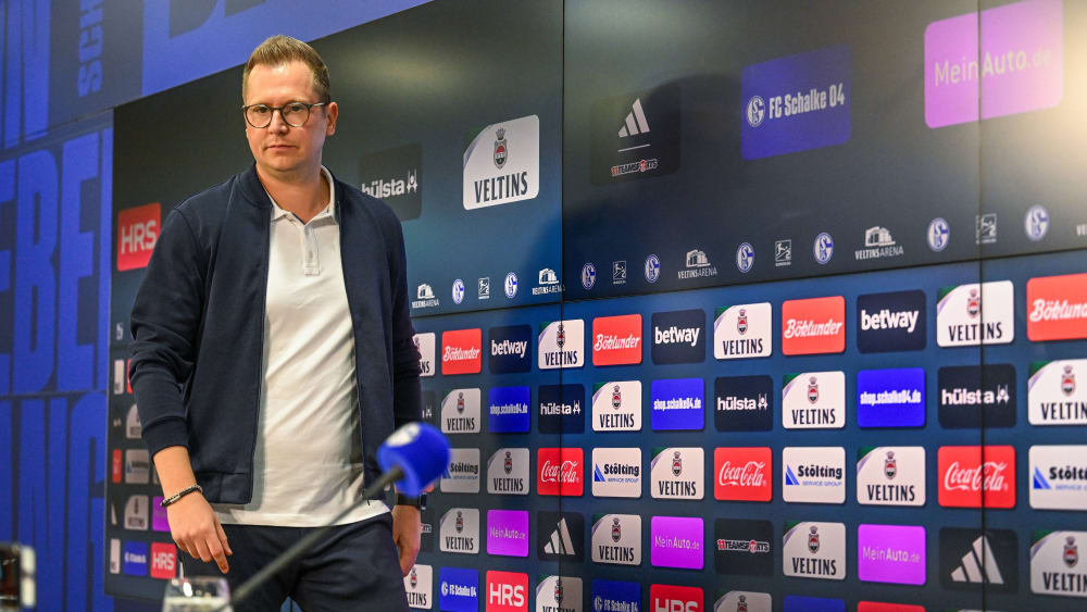 Sportdirektor André Hechelmann und Co. suchen nach einem neuen Trainer für den FC Schalke 04.