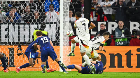 kicker-Chefreporter Oliver Hartmann aus München