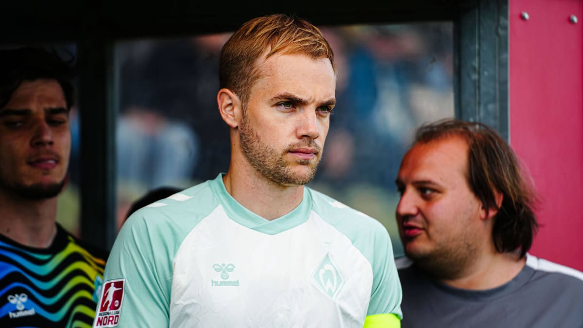 U-23-Kapit-n-bleibt-an-Bord-Werder-verl-ngert-mit-F-hrungsfigur-R-cker