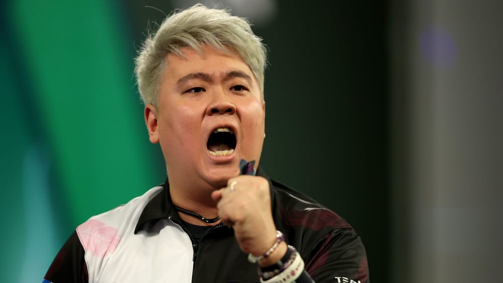 DartsWM, Große Überraschung Leung entzückt und trifft auf Clemens