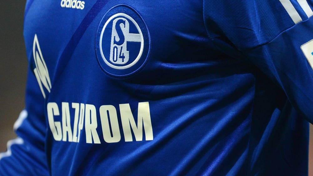 Der FC Schalke 04 überprüft die Partnerschaft mit Gazprom.