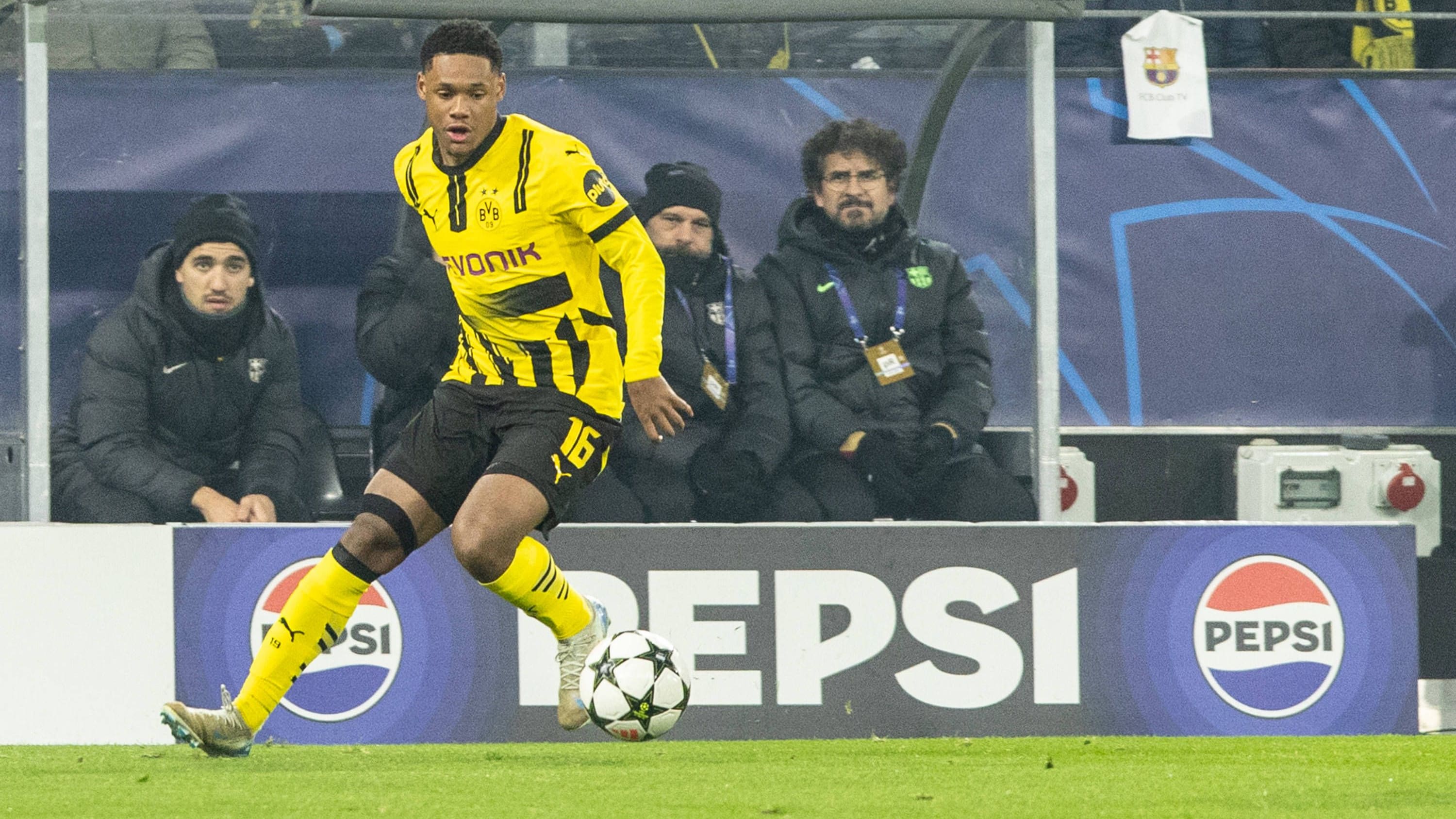 Liveticker | Borussia Dortmund - FC Barcelona 2:3 | 6. Spieltag ...