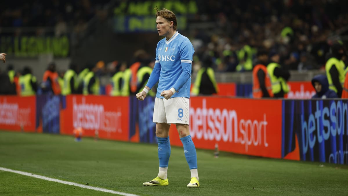 Doppelter-McTominay-Conte-rastet-aus-Remis-im-Topspiel