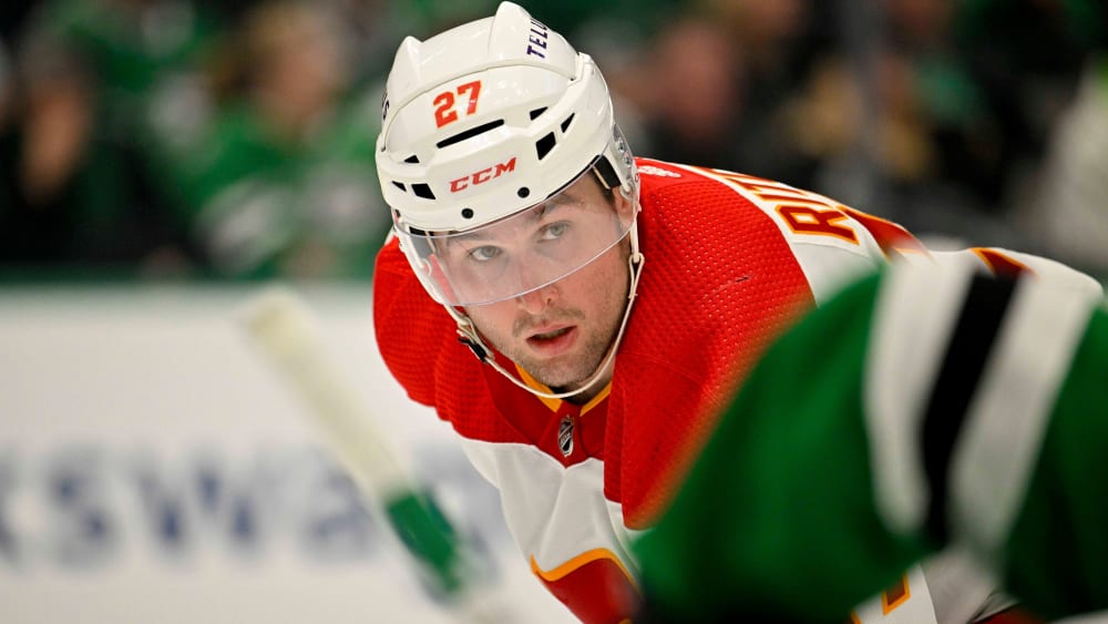 Hier noch in der NHL: Nick Ritchie in der vergangenen Saison im Trikot der Calgary Flames.