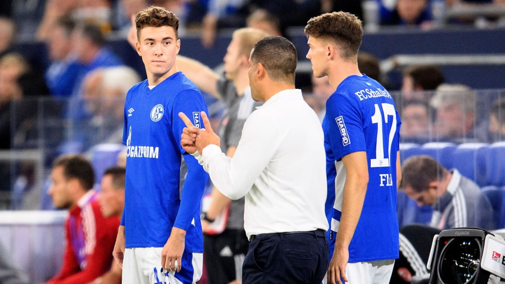Kam beim jüngsten 3:1 gegen Düsseldorf als Joker zu seinem ersten und letzten Zweitliga-Einsatz für Schalke: Matthew Hoppe (li.).