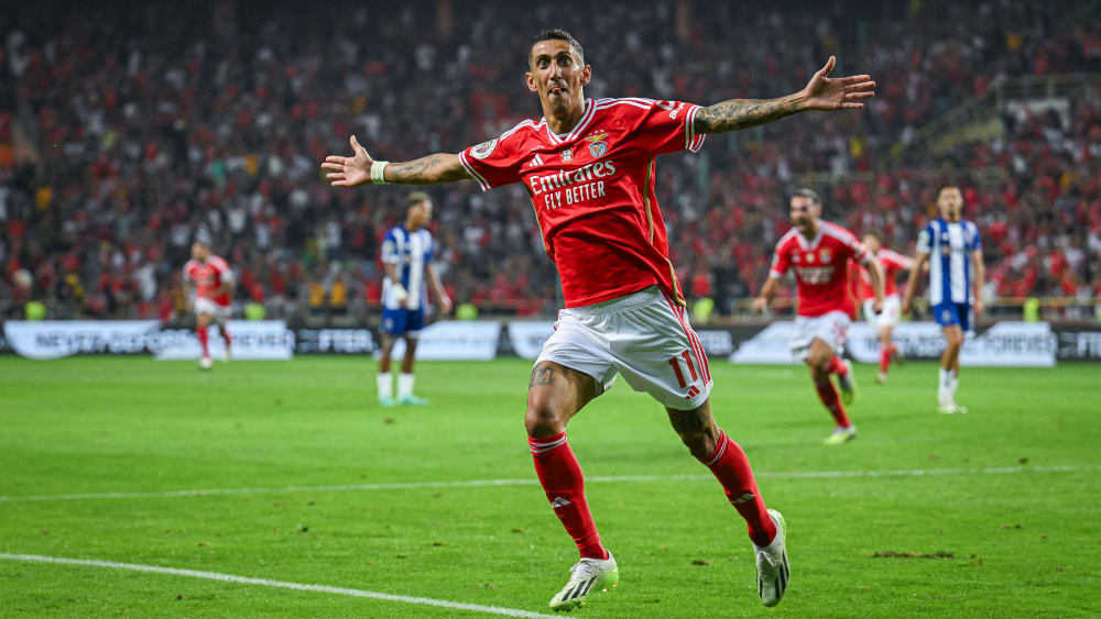 Angel di Maria (Benfica Lissabon) bejubelt sein 1:0 gegen den FC Porto.