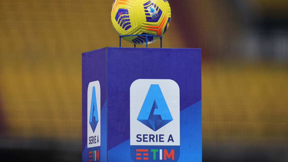 Auch Italiens Klubfu&#223;ball steht unter Druck. Die Vereine hoffen auf die TV-Einnahmen.