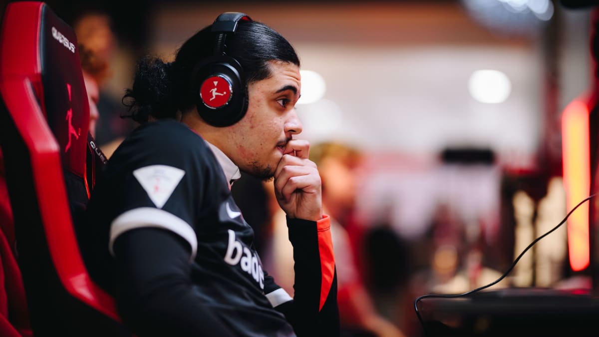 Gruppenkrimi-in-den-FC-Pro-Open-Achterbahnfahrt-f-r-Nassada-