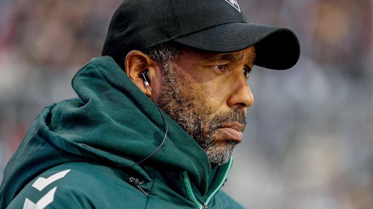 The pressure is mounting at Werder: | 