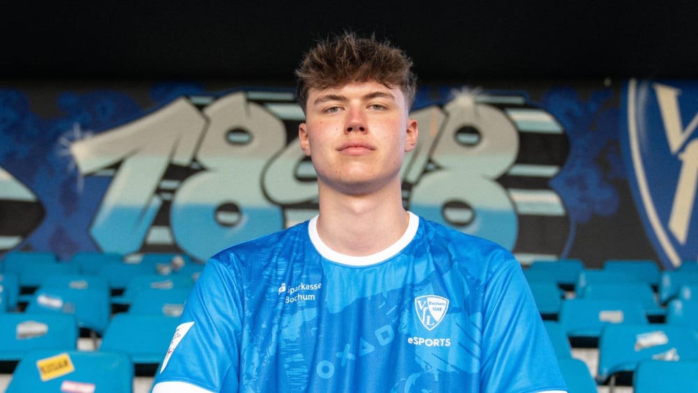 Jonas Wirth bleibt der Virtual Bundesliga erhalten - künftig spielt der Doppelmeister in Bochum.