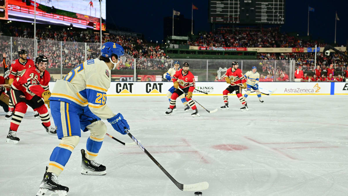 -Einfach-peinlich-im-Winter-Classic-Reichels-Blackhawks-im-Tiefflug