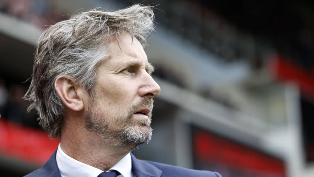 Wird noch immer intensivmedizinisch behandelt: Edwin van der Sar.