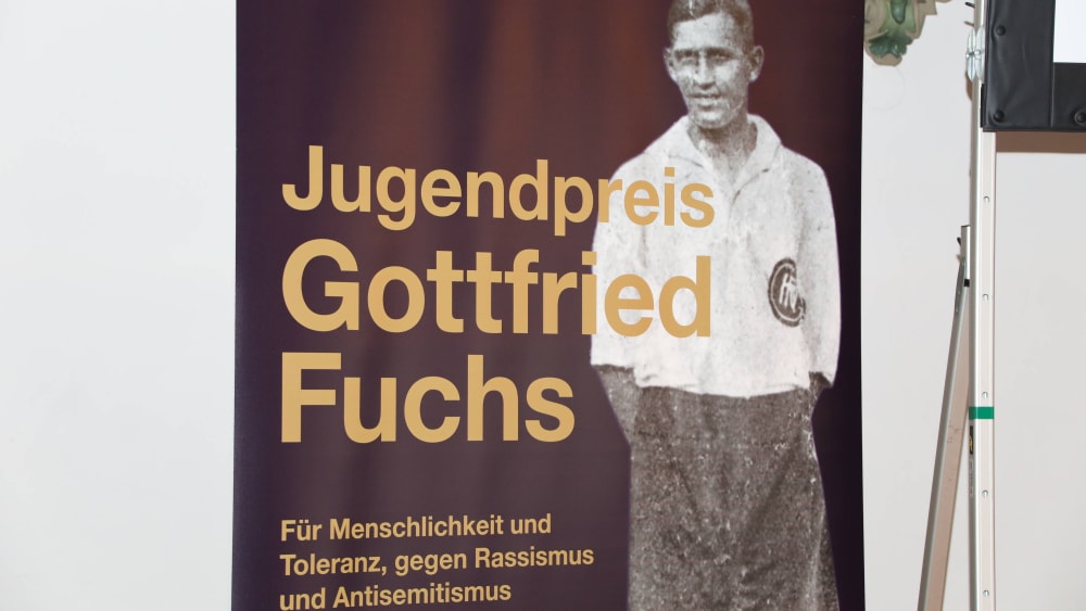 Seit 2017 wird alle zwei Jahre der "Jugendpreis Gottfried Fuchs" vergeben.