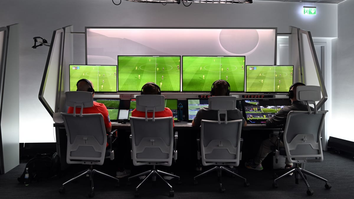 Umzug-nach-Frankfurt-fix-K-lner-Keller-bald-Geschichte