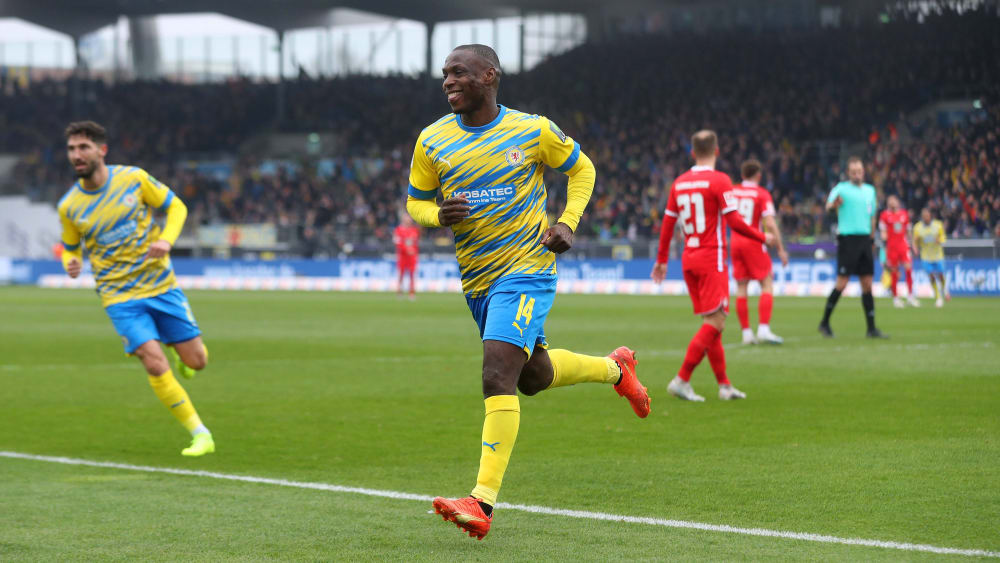 Traf zum entscheidenden 1:0 für Braunschweig: Anthony Ujah.