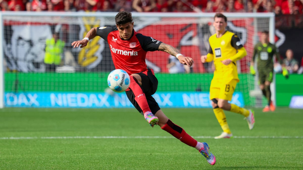 And Atletico greets us daily: This high hurdle stands between Hincapie and ...