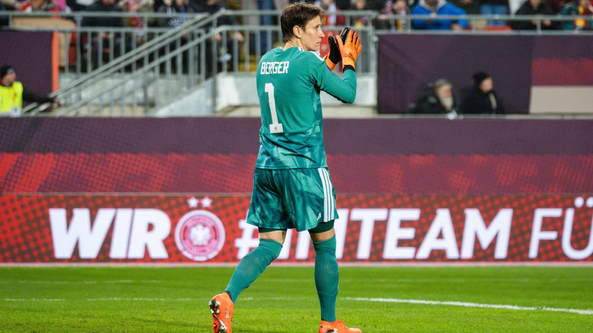 Zukunft-im-DFB-Team-ungewiss-Berger-bittet-um-Bedenkzeit