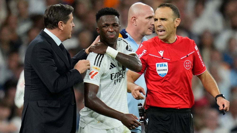 Vinicius und Militao sagen ab - Brasilien nominiert Duo nach - kicker