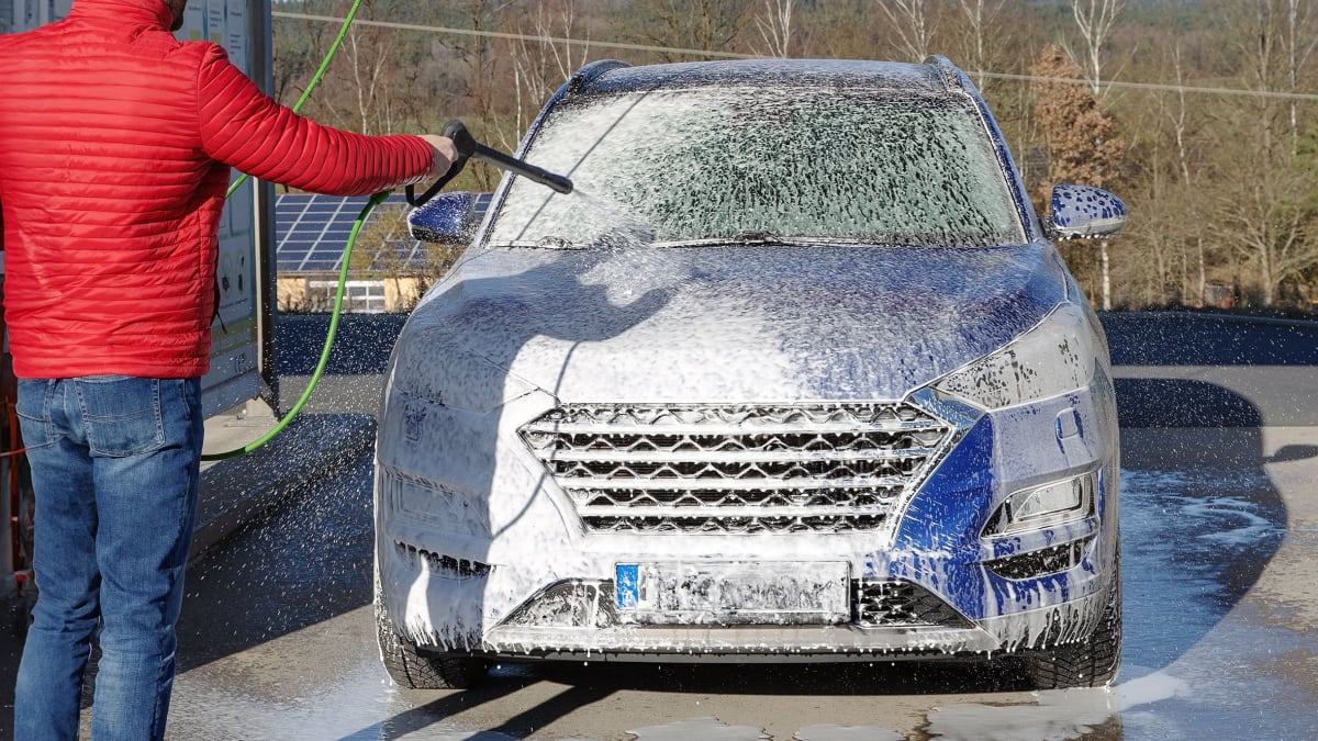 Autowsche Im Winter