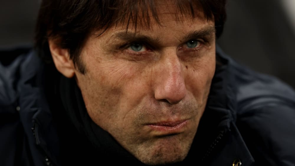 Ist in der Champions League ohne Treffer seines Teams an Milan gescheitert: Tottenhams Trainer Antonio Conte.