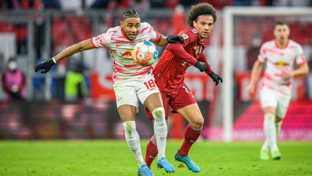 Stehen sich im DFL-Supercup 2022 gegenüber: Leipzig mit Christopher Nkunku (li.) und Bayern mit Leroy Sané.