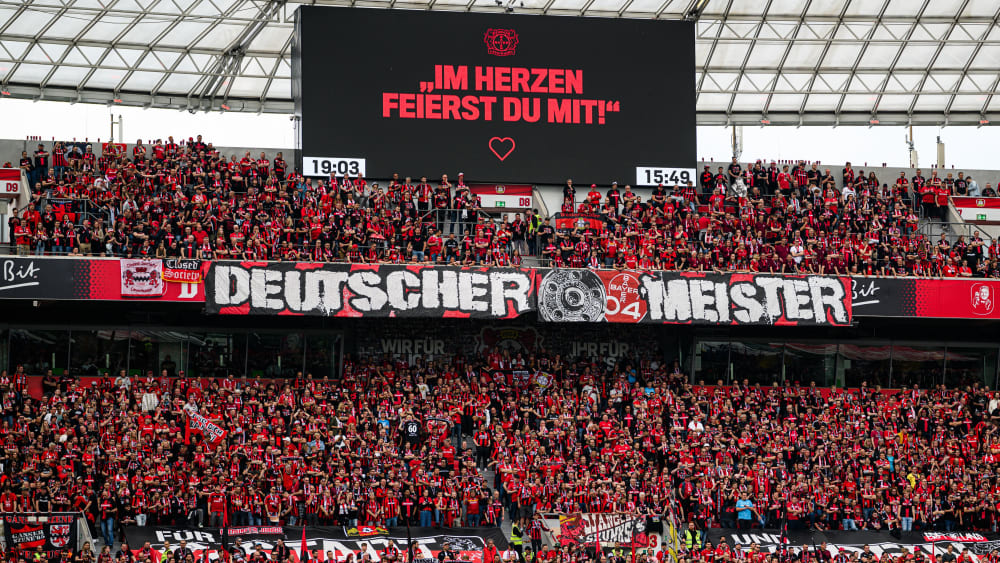 Fans von Bayer 04 Leverkusen