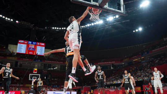 Defensiv und offensiv der Aktivposten: Maxi Kleber.