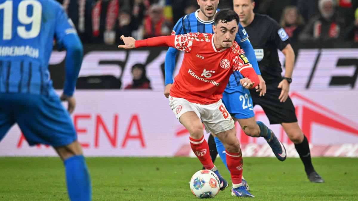 Fischer-st-tzt-Nebel-Das-sehe-ich-nicht-so-