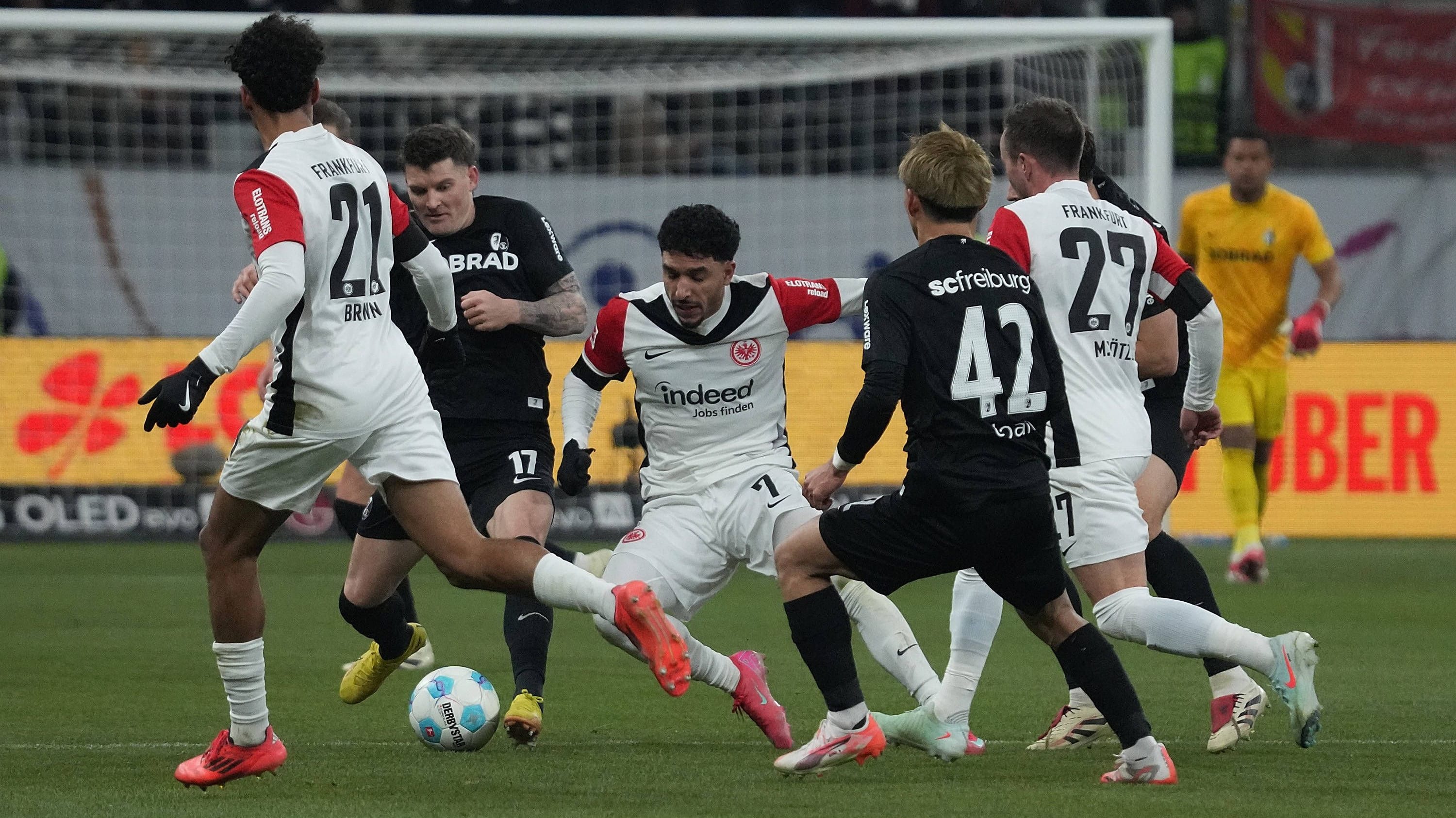 Liveticker | Eintracht Frankfurt - SC Freiburg 4:1 | 17. Spieltag ...