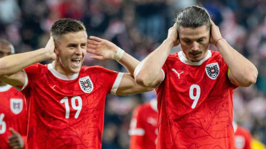 Marcel Sabitzer (r.) will sich jetzt einmal aufs österreichische Nationalteam fokussieren.
