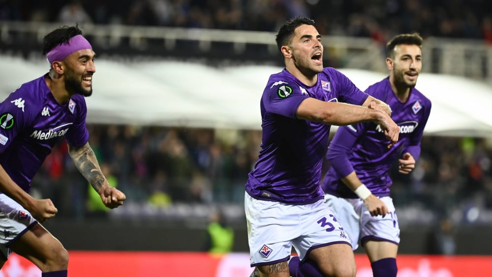 Riccardo Sottil (Mi.) brachte die Fiorentina mit seinem Treffer zurück ins Spiel.