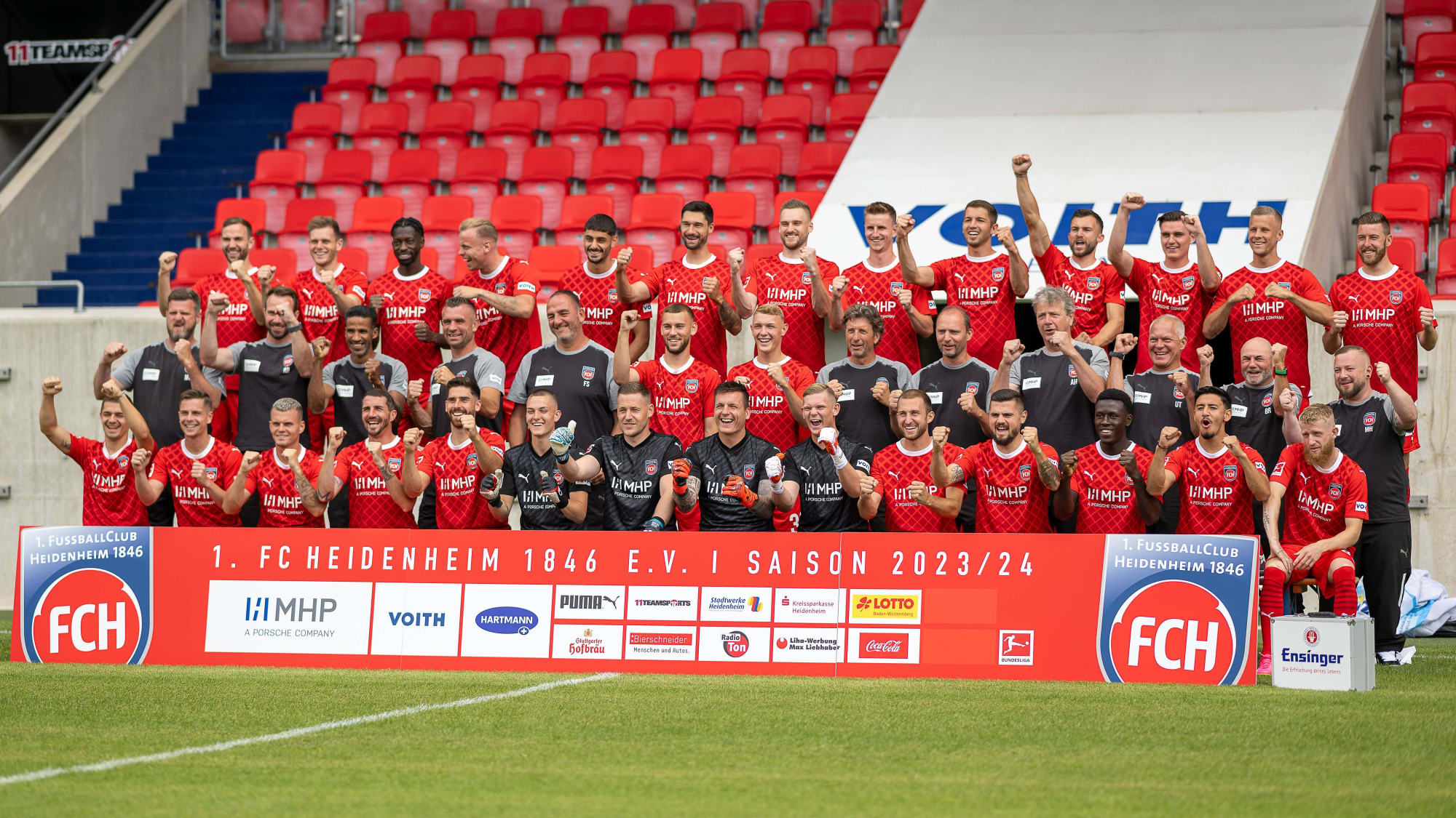 Das erhalten die 18 BundesligaVereine von ihren Hauptsponsoren kicker