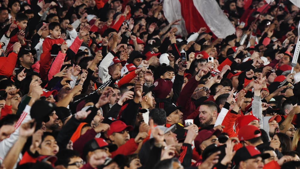 Heimfans in argentinischen Stadien.