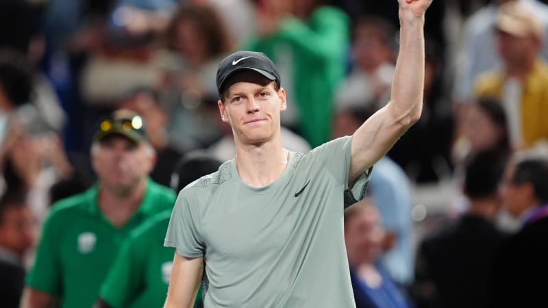 (241013) -- SHANGHAI, Oct. 13, 2024 -- Jannik Sinner celebrates after winning the men s singles final match between Jannik Sinner of Italy and Novak Djokovic of Serbia at the ATP, Tennis Herren World Tour Shanghai Masters tennis tournament in Shanghai, east China, Oct. 13, 2024. ) (SP)CHINA-SHANGHAI-TENNIS-ATP TOUR-SHANGHAI MASTERS(CN) XuxYanan PUBLICATIONxNOTxINxCHN