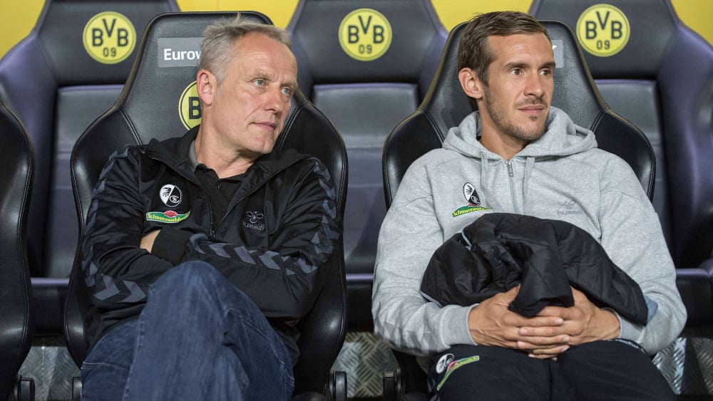 Der aktuelle Freiburger Cheftrainer und sein Nachfolger: Christian Streich (li.) und Julian Schuster.