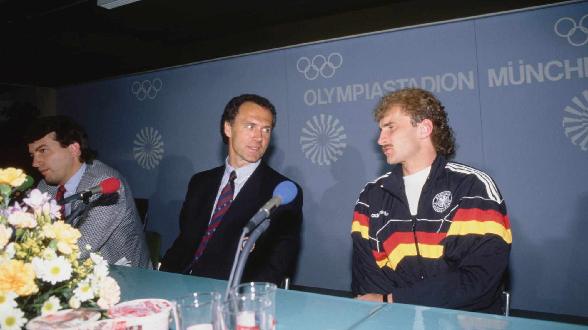 Franz Beckenbauer - hier bei der EM 1988 mit Rudi Völler