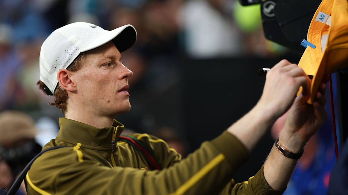 Sinner-in-Melbourne-m-helos-im-Viertelfinale-Swiatek-stoppt-Inglis-am-Feiertag