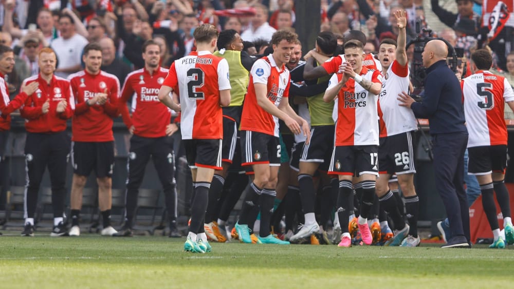 Alle bereit für den großen Jubel: Feyenoord ist seit Sonntag niederländischer Meister.