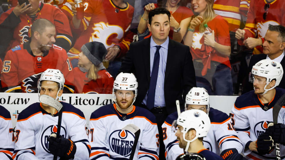 Bleibt Trainer der Edmonton Oilers: Jay Woodcroft.