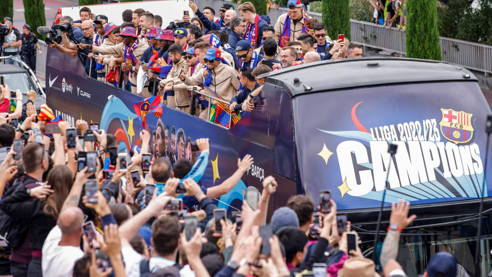 Wieder an der La-Liga-Spitze angekommen: der FC Barcelona um Trainer und FCB-Spielerlegende Xavi.