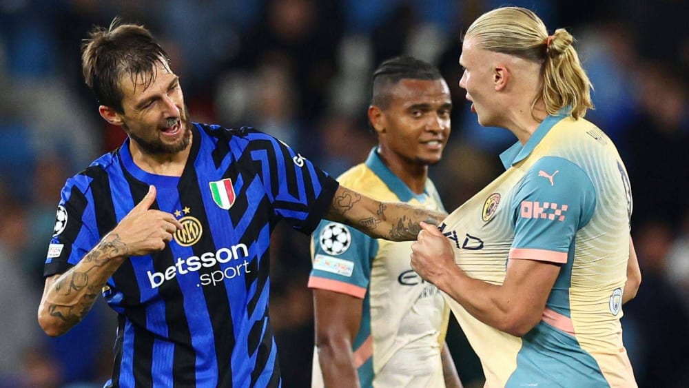 Francesco Acerbi y Erling Haaland