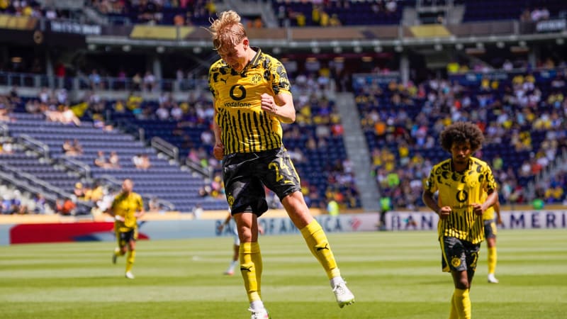 June 25, 2025, Cincinnati, Ohio, USA: Borussia Dortmund defender Daniel Svensson (24) celebrating first goal of the game to put Borussia Dortmund up one goal during a Fifa Club World Cup game at TQL Stadium (Credit Image: © Trent Patterson/ZUMA Press Wire