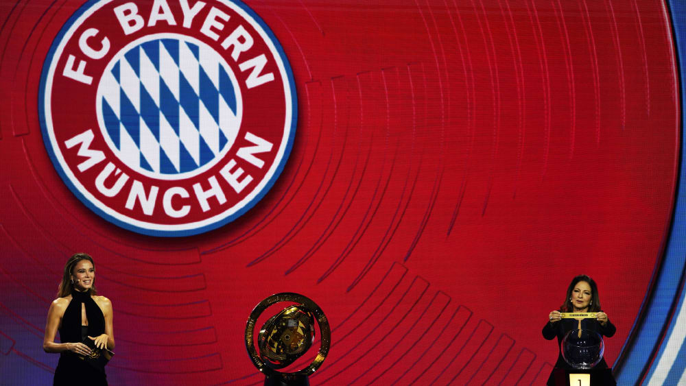 Spectacular Bundesliga: Auch Ohne Toptorschütze Zerzausen Die Bayern Ihren Gegner Scene Collection