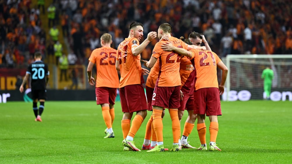 Galatasaray Istanbul konnte sich mit 1:0 gegen Lazio Rom durchsetzen.