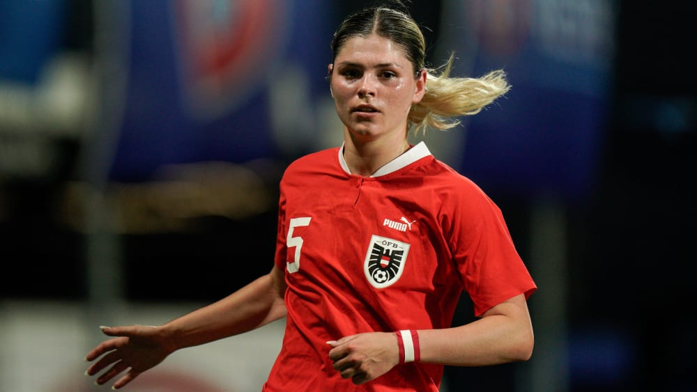Bald für den SC Freiburg in der Bundesliga am Ball: Österreichs Nationalstürmerin Eileen Campbell.