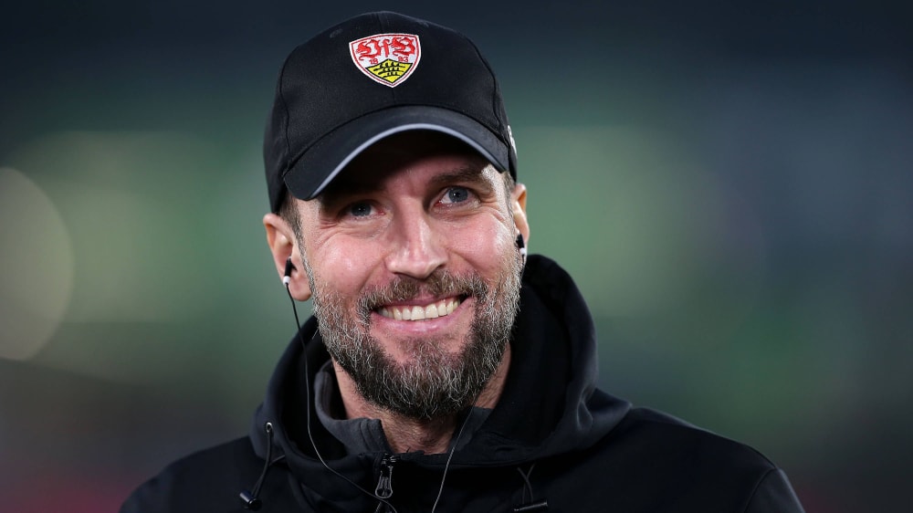 Denkt ausschließlich an diese Saison und den Erfolg des VfB Stuttgart: Trainer Sebastian Hoeneß.