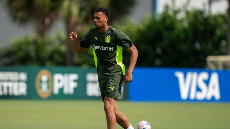 Felix Nmecha (Borussia Dortmund, 8) FIFA Club World Cup: Borussia Dortmund Training 06/20/2025, FIFA Club World Cup:Borussia Dortmund Training at Florida Blue Training Center at Chase Stadium, Fort Lauderdale, Florida, USA *** Felix Nmecha Borussia Dortmund, 8 FIFA Club World Cup Borussia Dortmund Training 20 June 2025, FIFA Club World Cup Borussia Dortmund Training at Florida Blue Training Center at Chase Stadium, Fort Lauderdale, Florida, USA Copyright: HMBxMedia xMarcoxBader