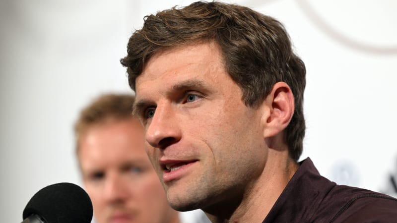 Fußball, Nationalmannschaft, vor dem Länderspiel gegen Mexiko im Lincoln Financial Field. Deutschlands Thomas Müller beantwortet die Fragen von Journalisten.