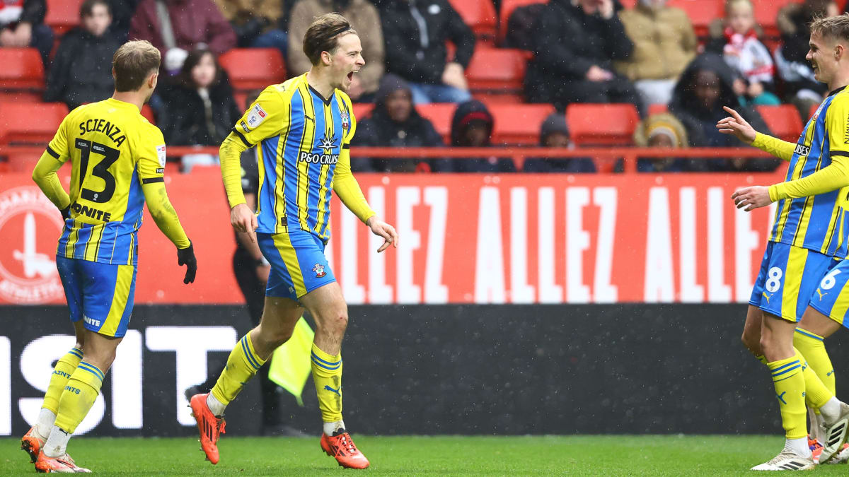 Jander-pl-tzlich-Torj-ger-Trainer-Neuling-Eckert-belebt-Southampton